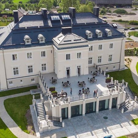 Palac Komierowo Sępólno Krajeńskie 外观 照片