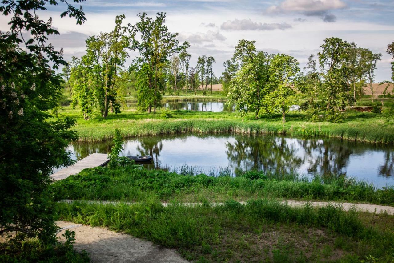 Palac Komierowo Sępólno Krajeńskie 外观 照片
