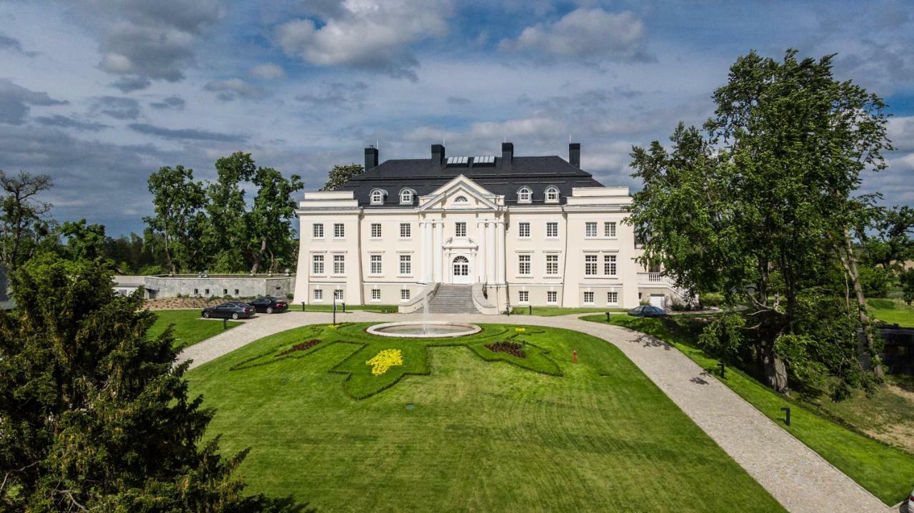 Palac Komierowo Sępólno Krajeńskie 外观 照片